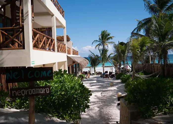 Dune Boutique Located At The Party Zone (adults Only) Hotel
