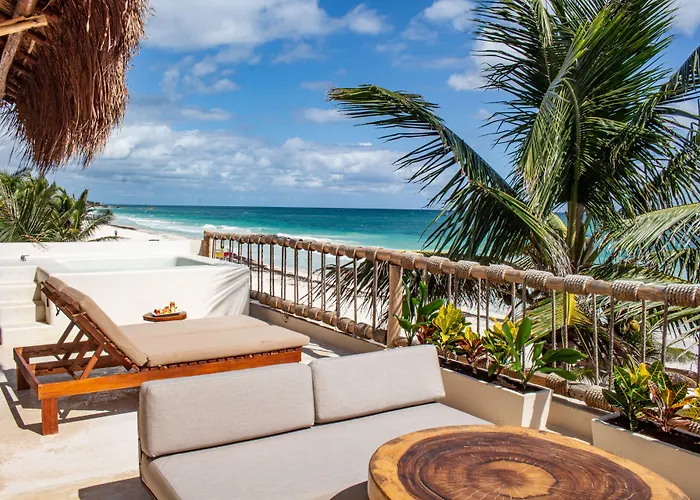 Dune Boutique Located At The Party Zone (adults Only) Tulum